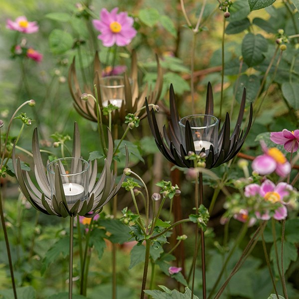 Flower stake tealight holder - antique brass 