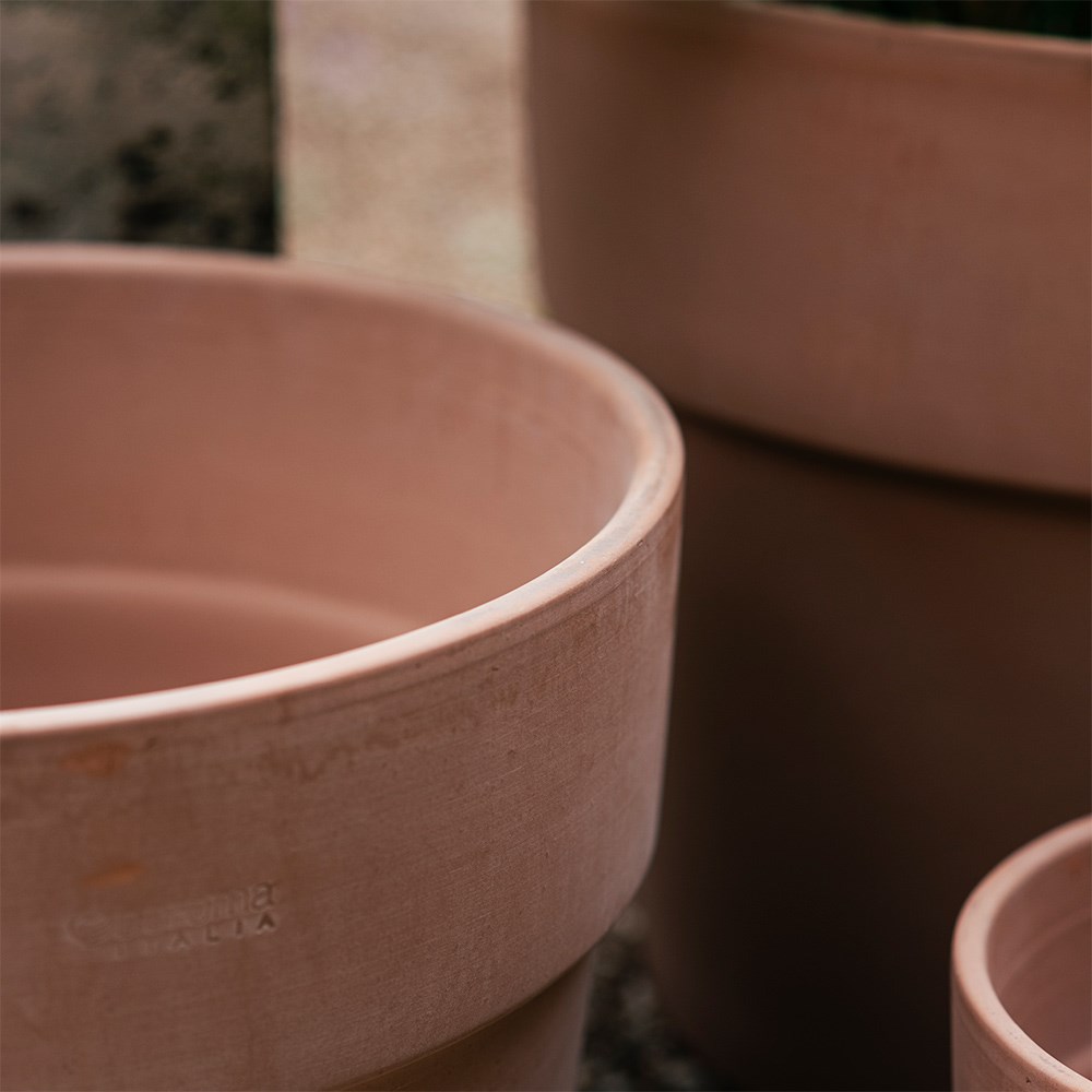 Perfetto Italian terracotta planter
