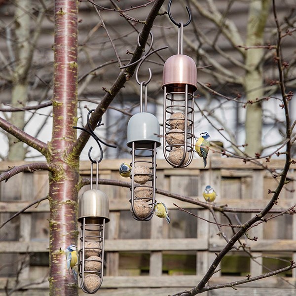 Tree hanging fat ball feeder - putty