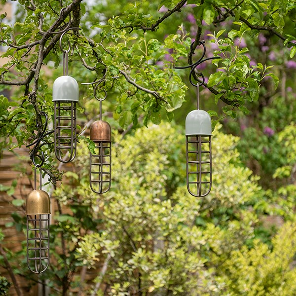 Tree hanging fat ball feeder - putty