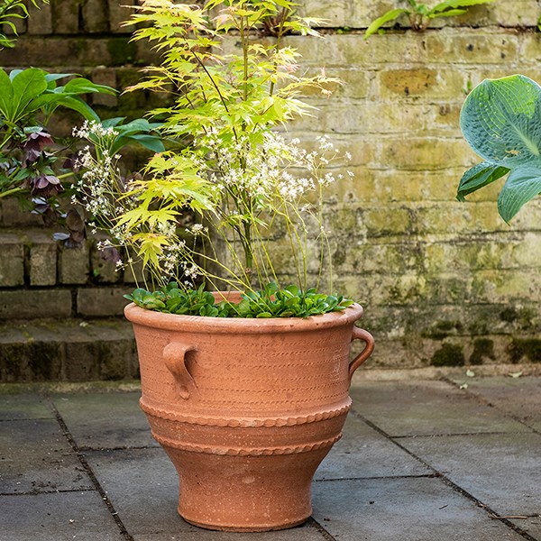 Thrapsano terracotta pot
