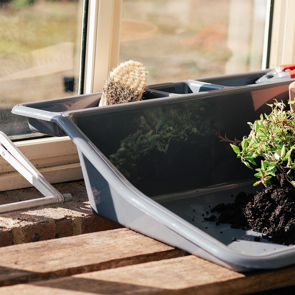 Potting tidy tray