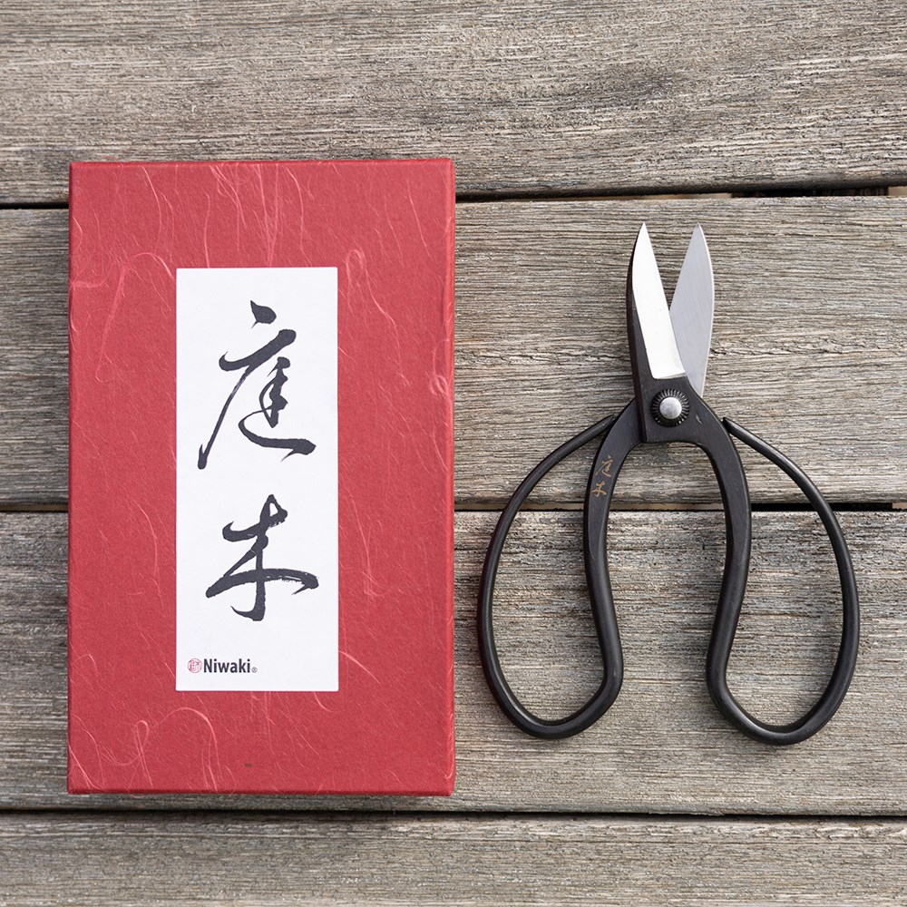 Niwaki Sentei garden scissors