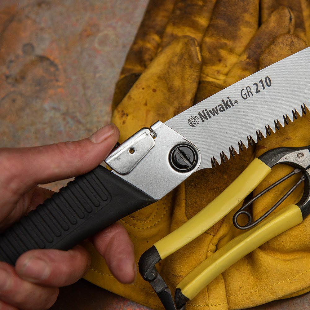 Niwaki GR210 folding saw