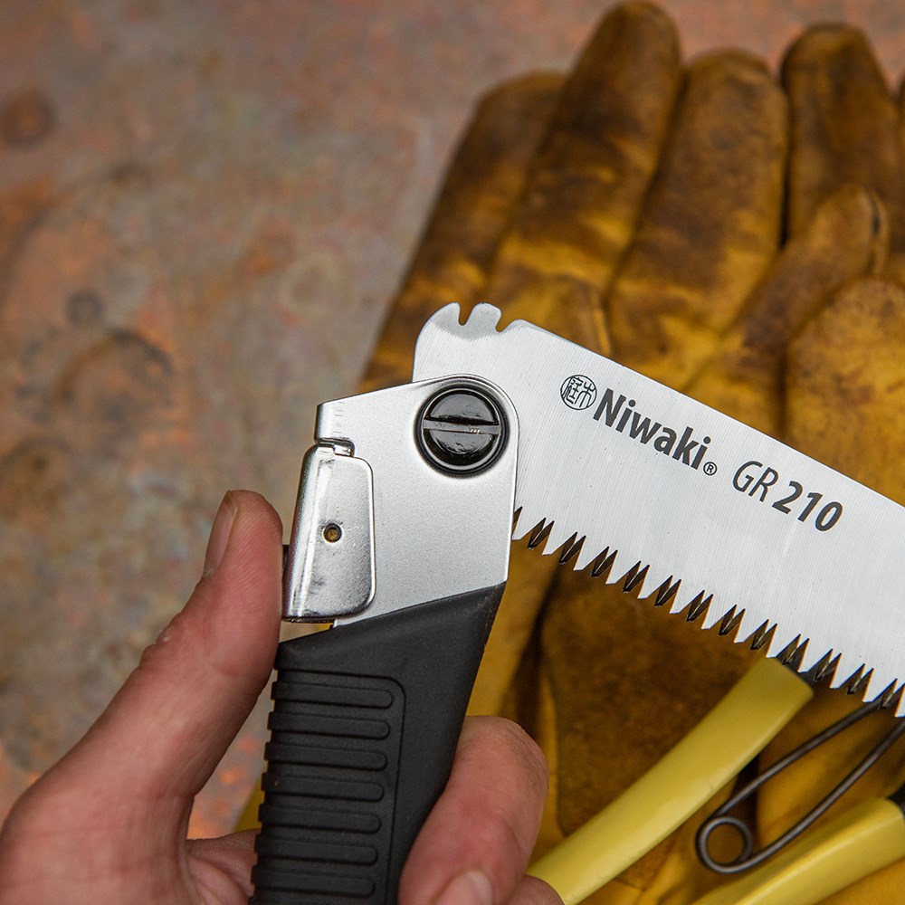 Niwaki GR210 folding saw