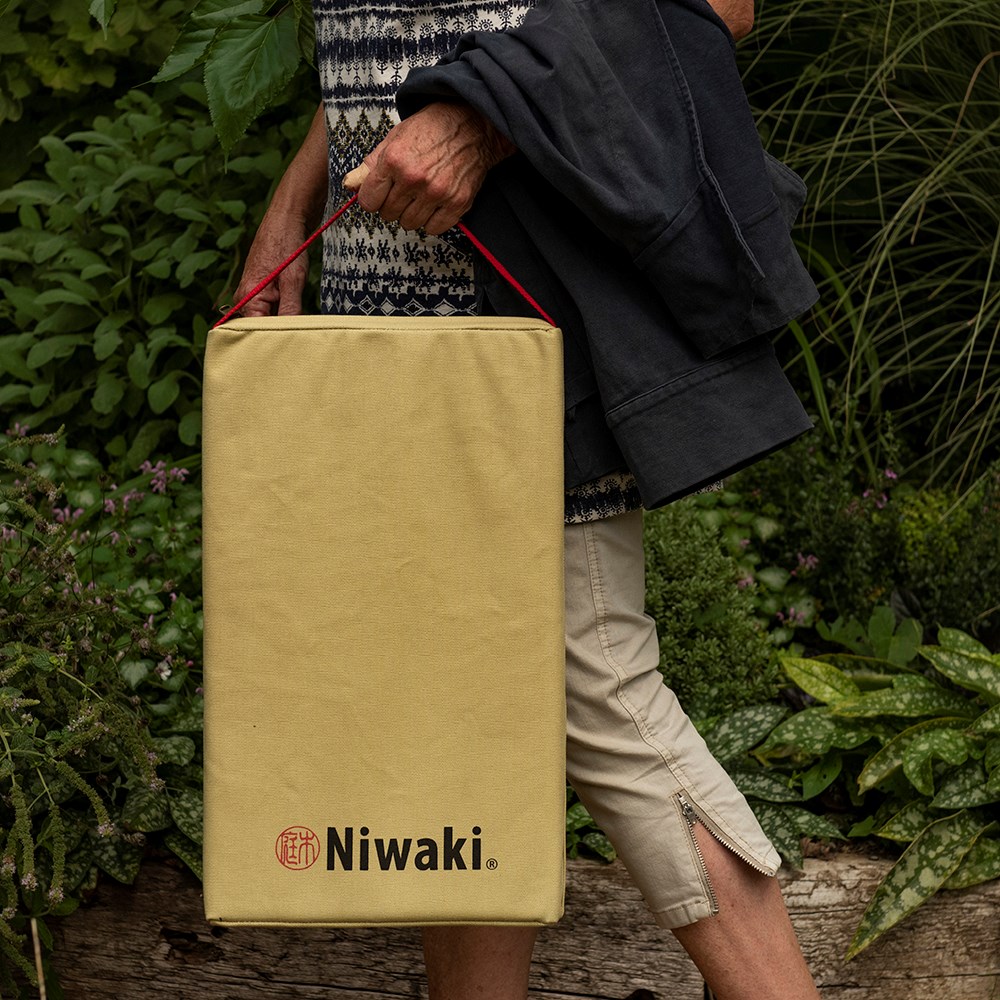Niwaki kneeler cushion