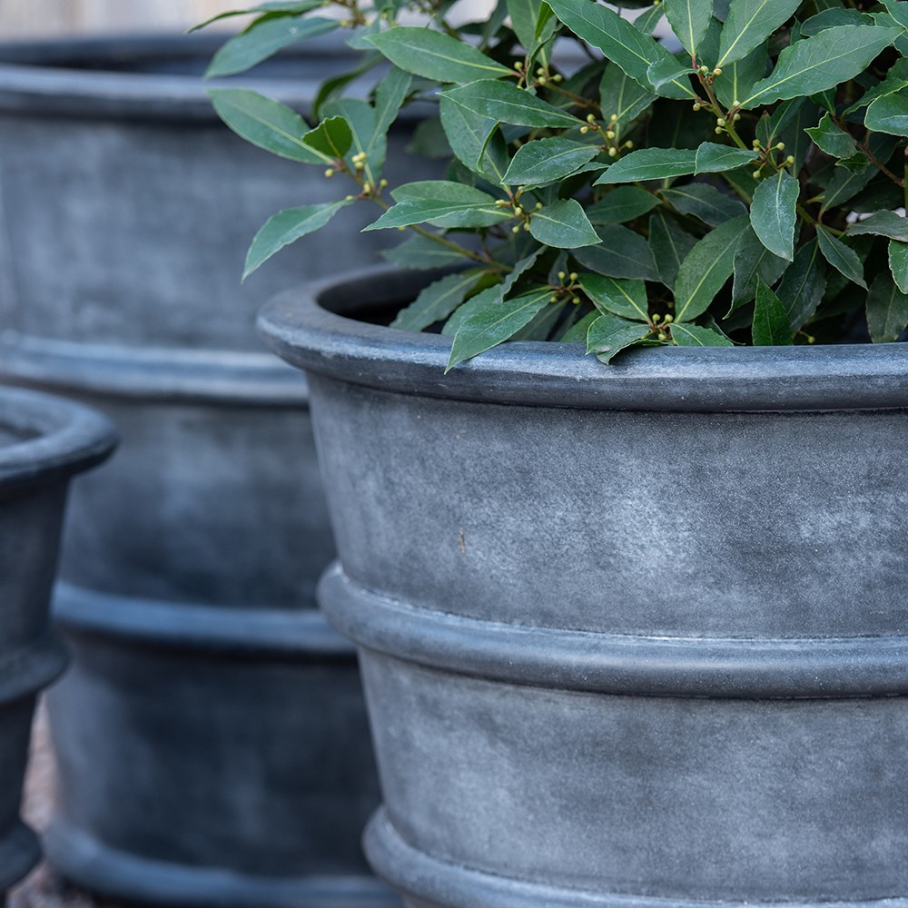 Greystoke ribbed planter - aged zinc