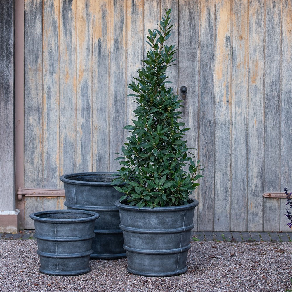 Greystoke ribbed planter - aged zinc