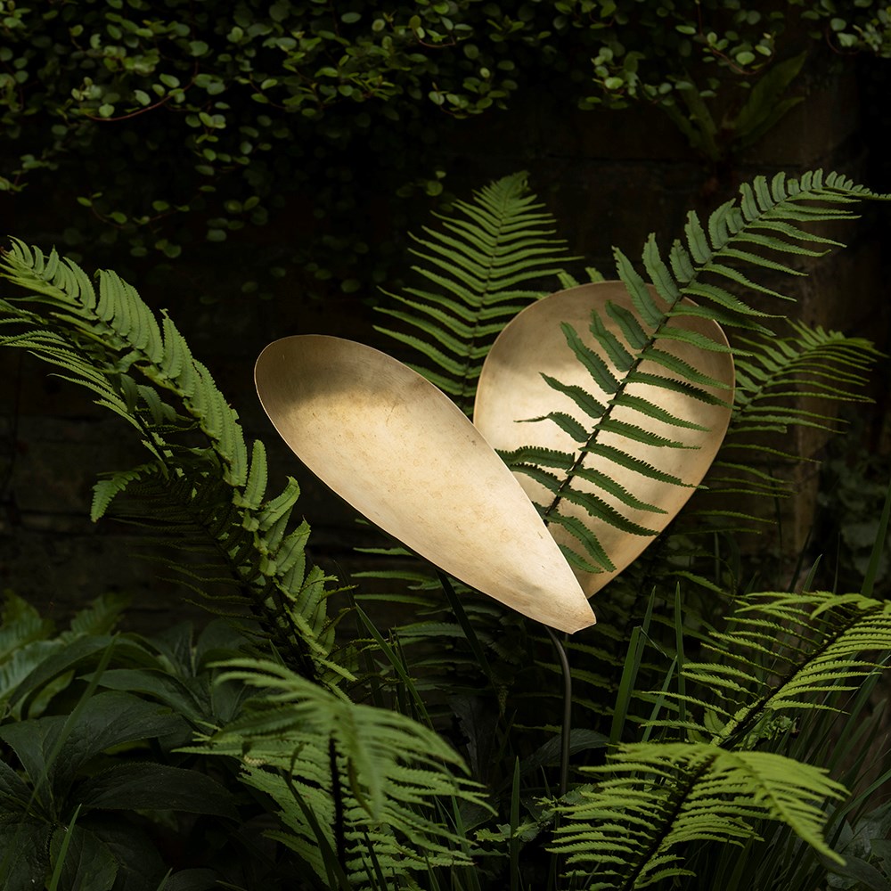 Pot watering droplet - brass scallop
