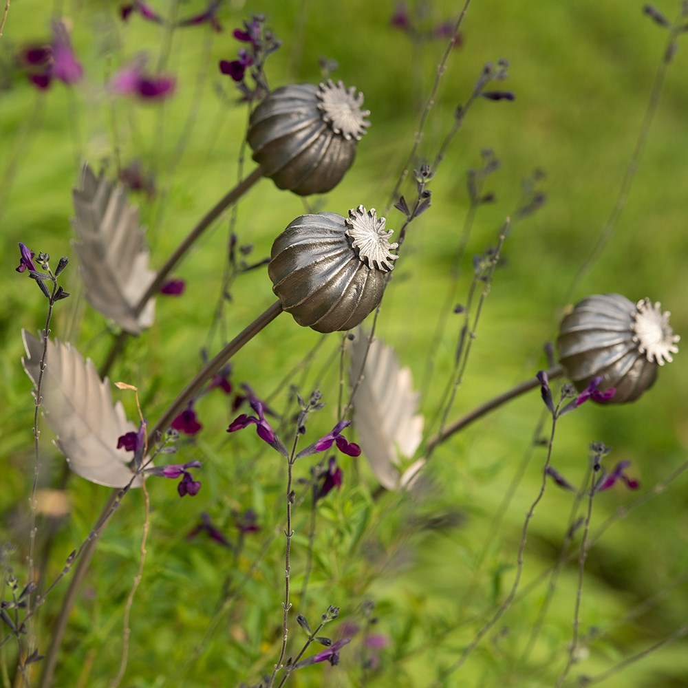 Poppy seed head stake - large seed head