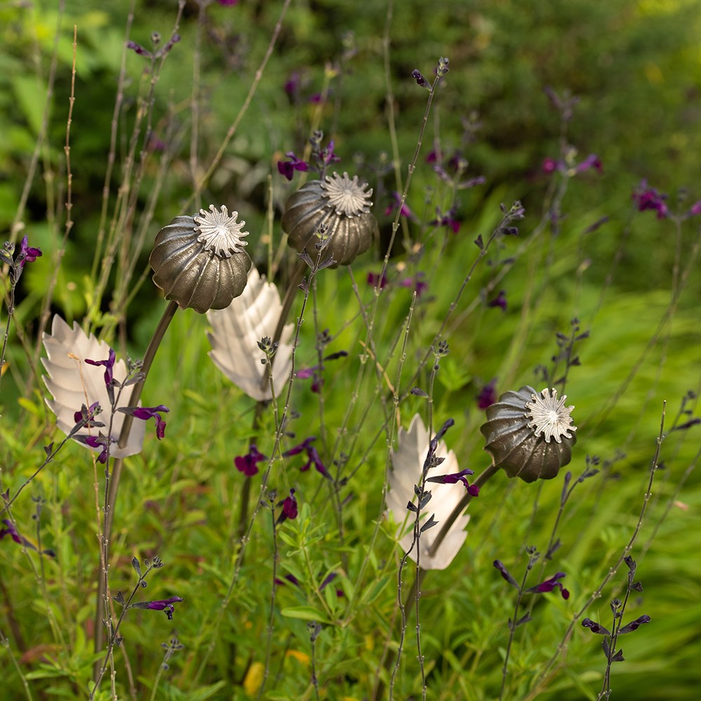 Poppy seed head stake - large seed head