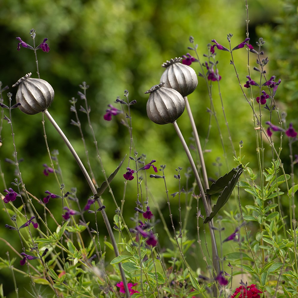 Poppy seed head stake - large seed head
