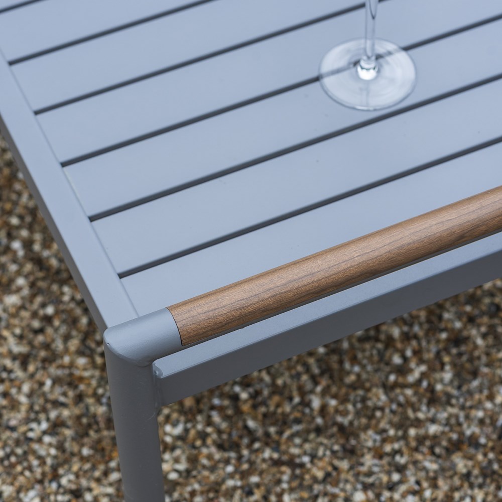 Grey aluminium lounge set