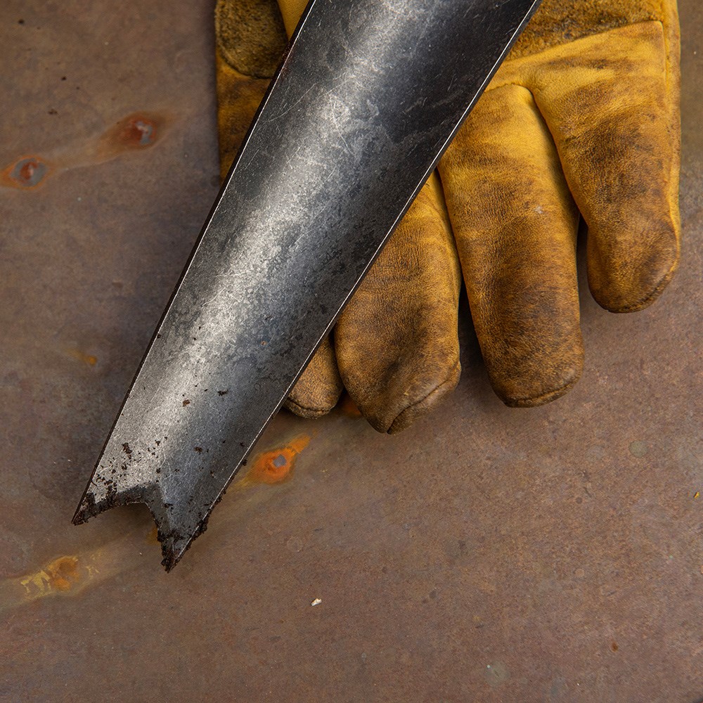 DeWit long V cut trowel