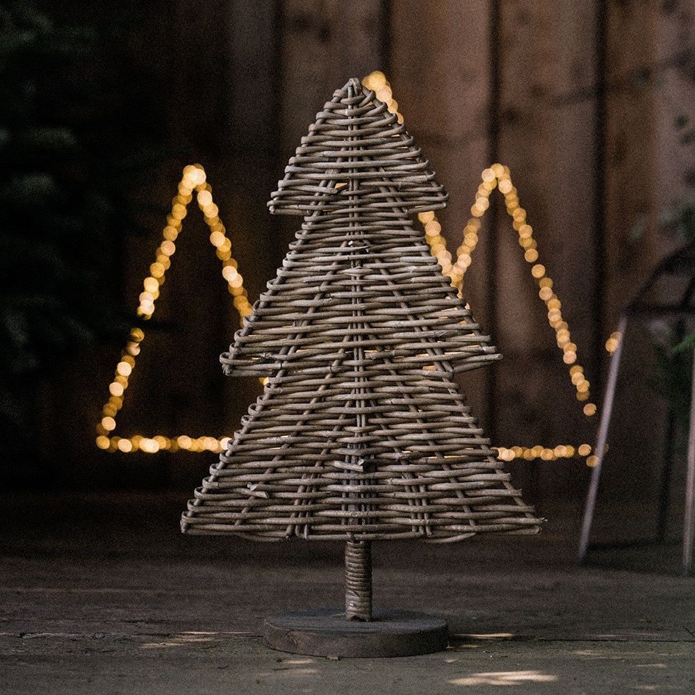 Rattan tabletop tree