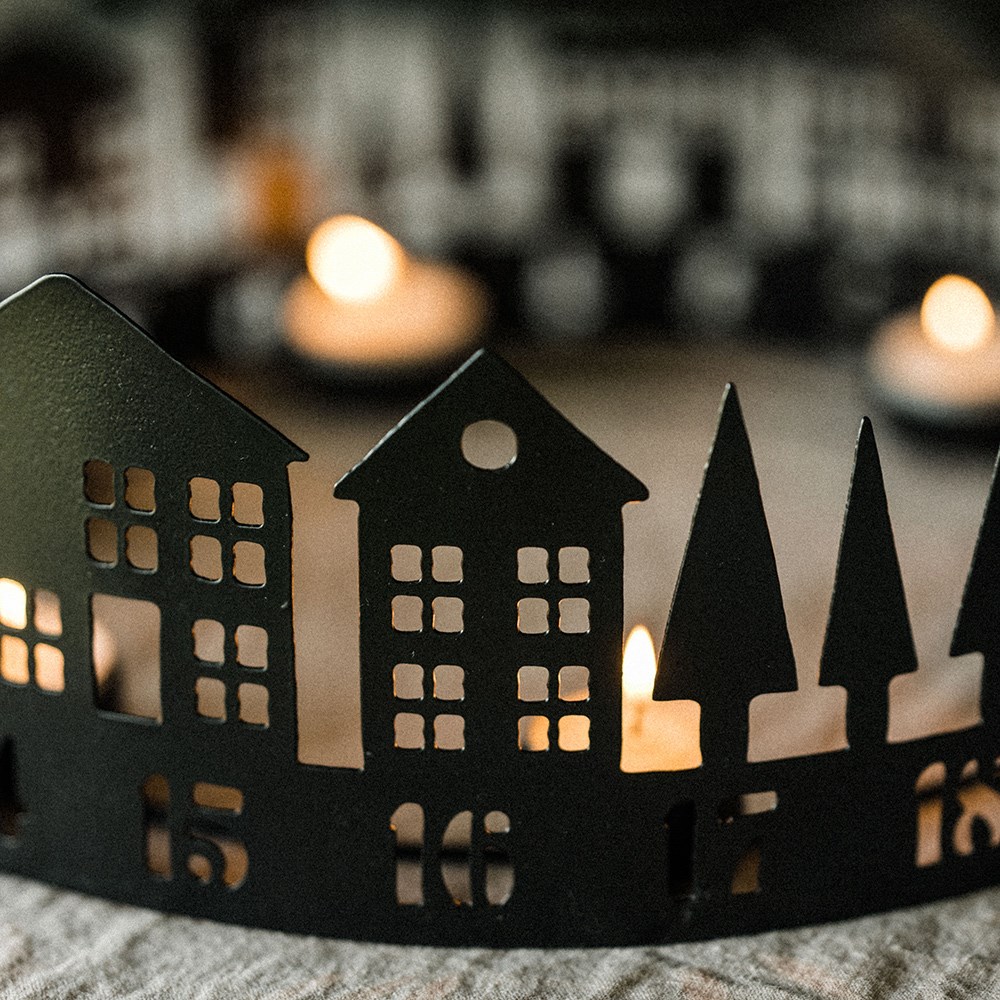 Advent tealight centrepiece