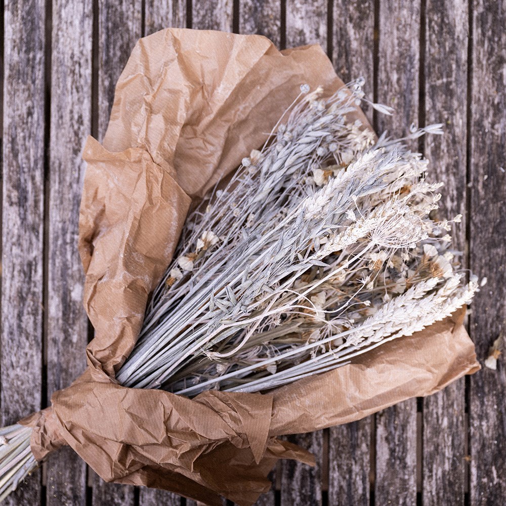 Dried floral bouquet