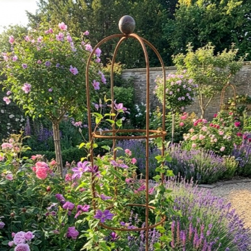 Round obelisk with large ball top - rust