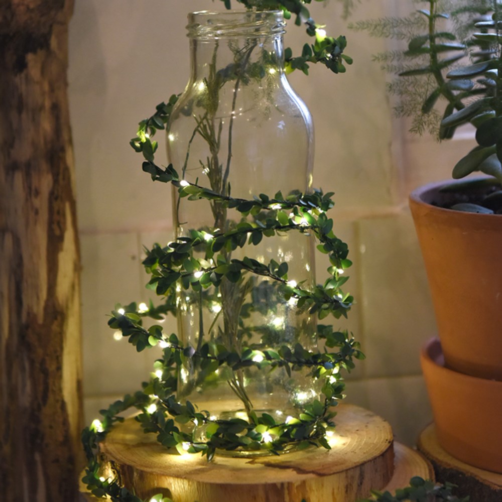 Twine leaf string lights