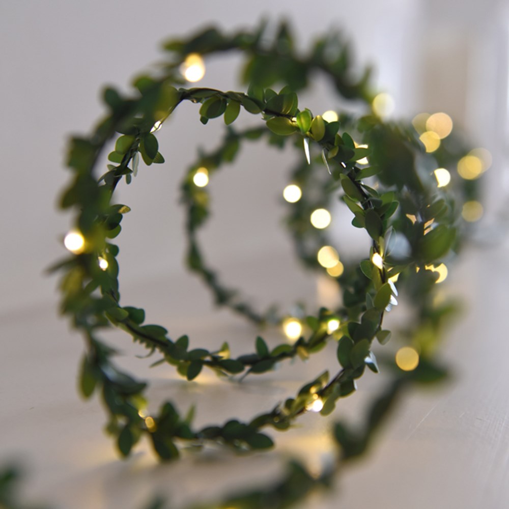 Twine leaf string lights