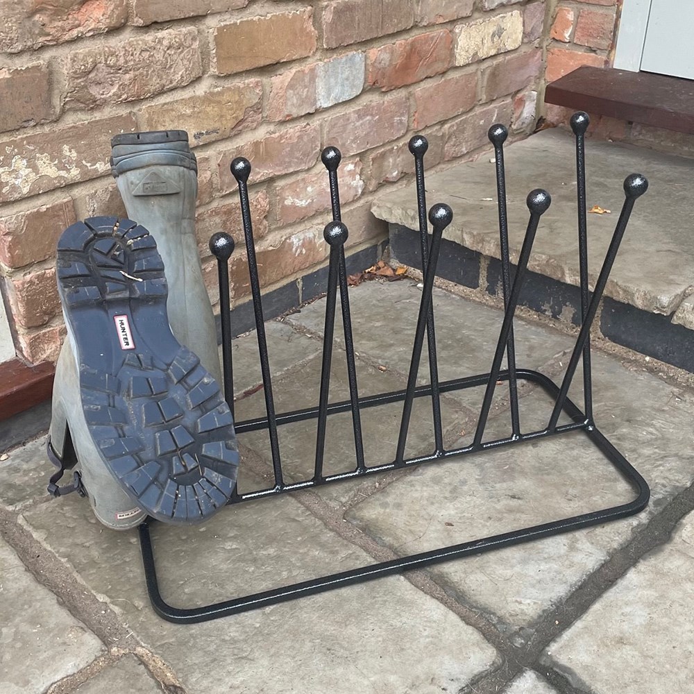 Six pair diagonal boot rack