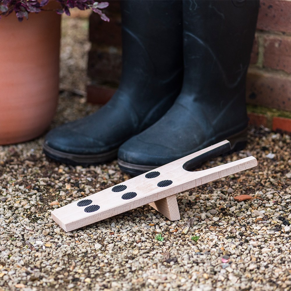Wooden boot jack