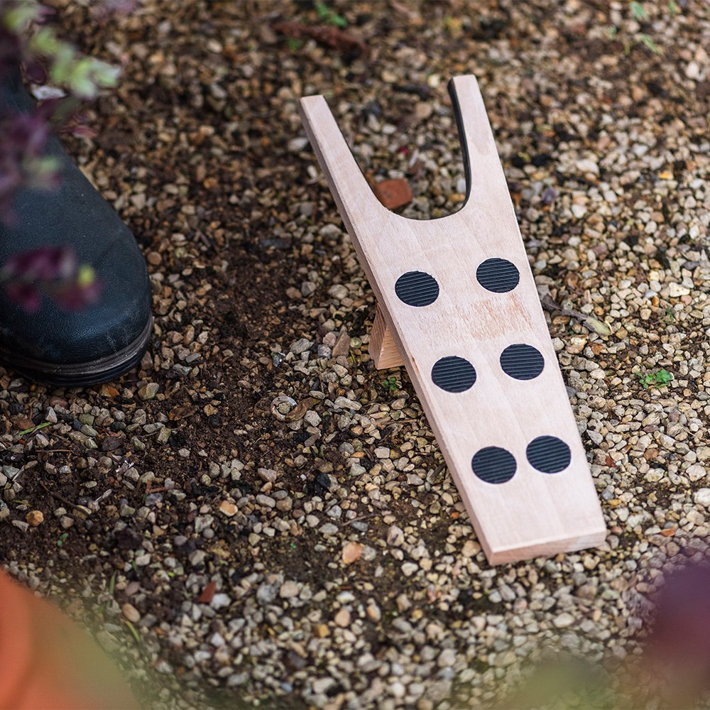 Wooden boot jack