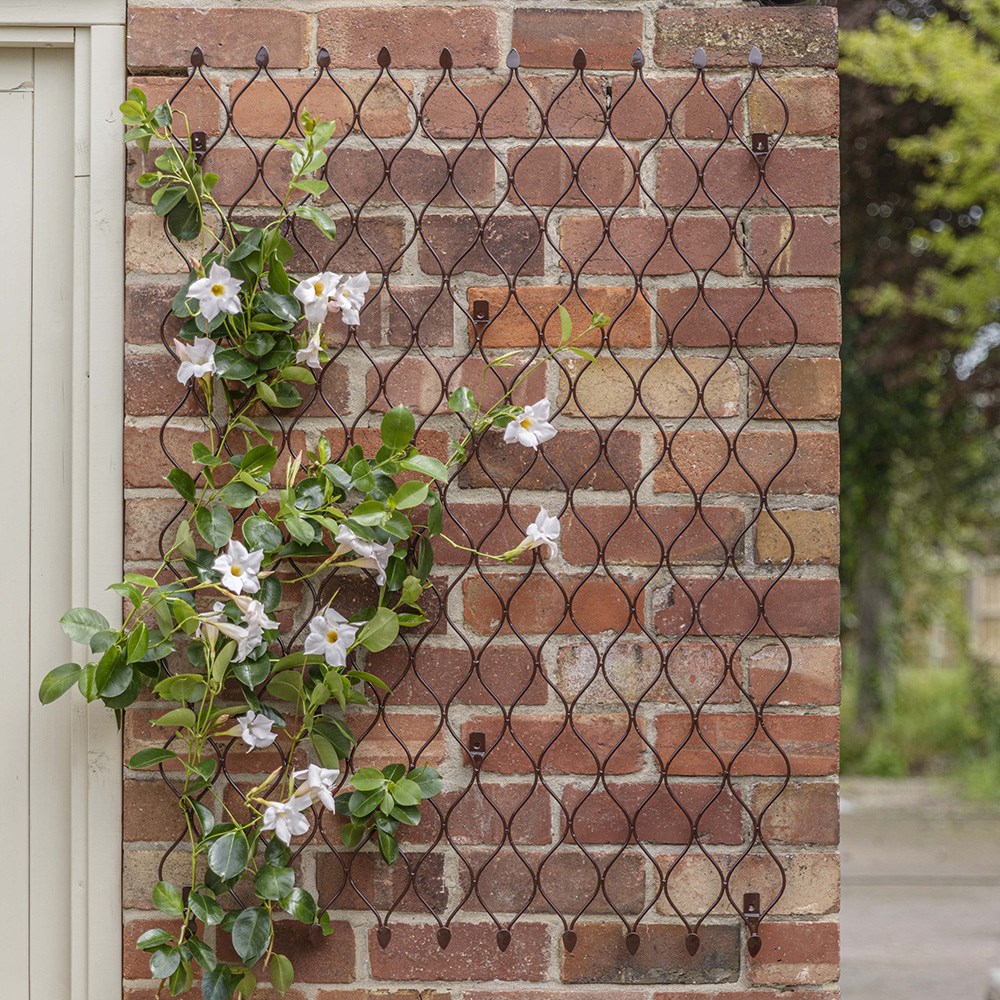 Large metal honeycomb trellis - bronze
