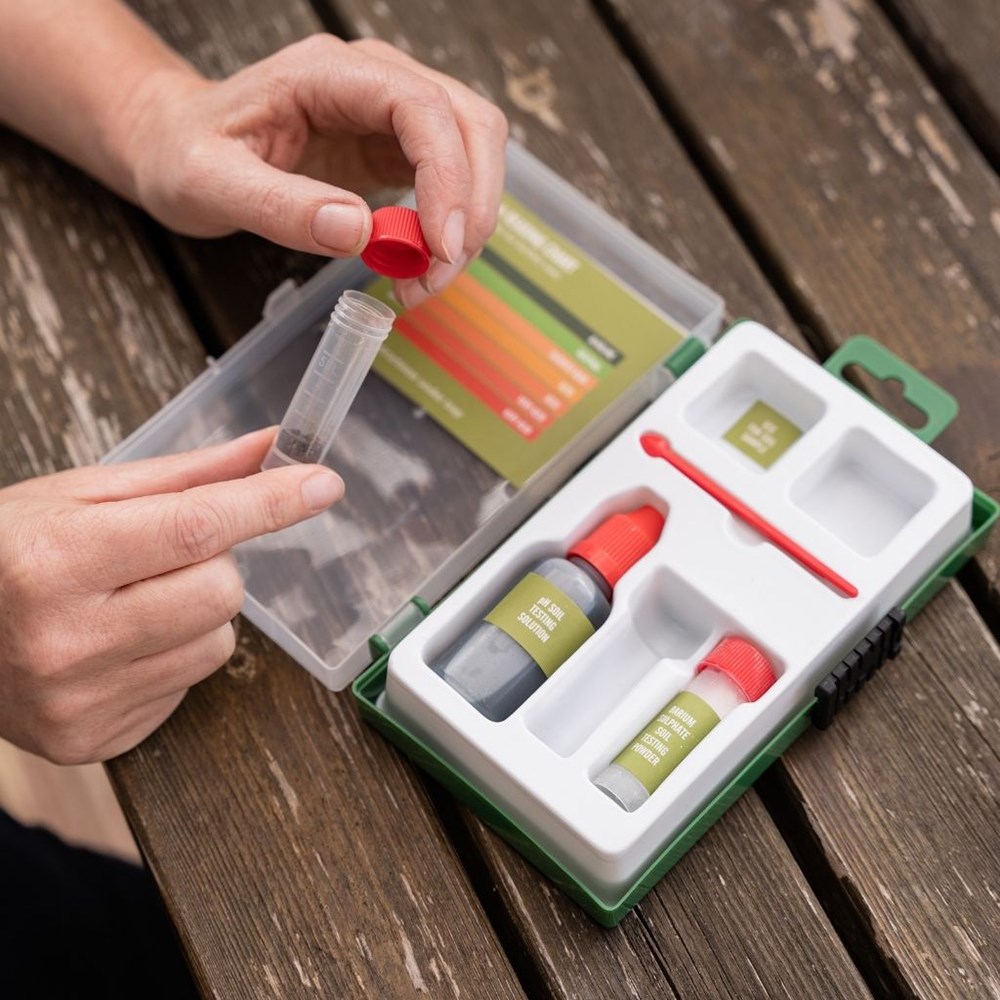 PH soil test kit