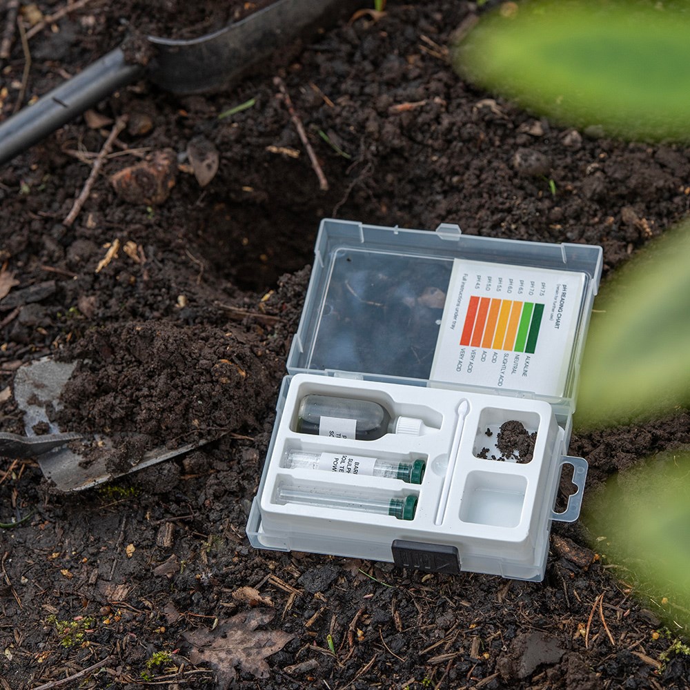 PH soil test kit
