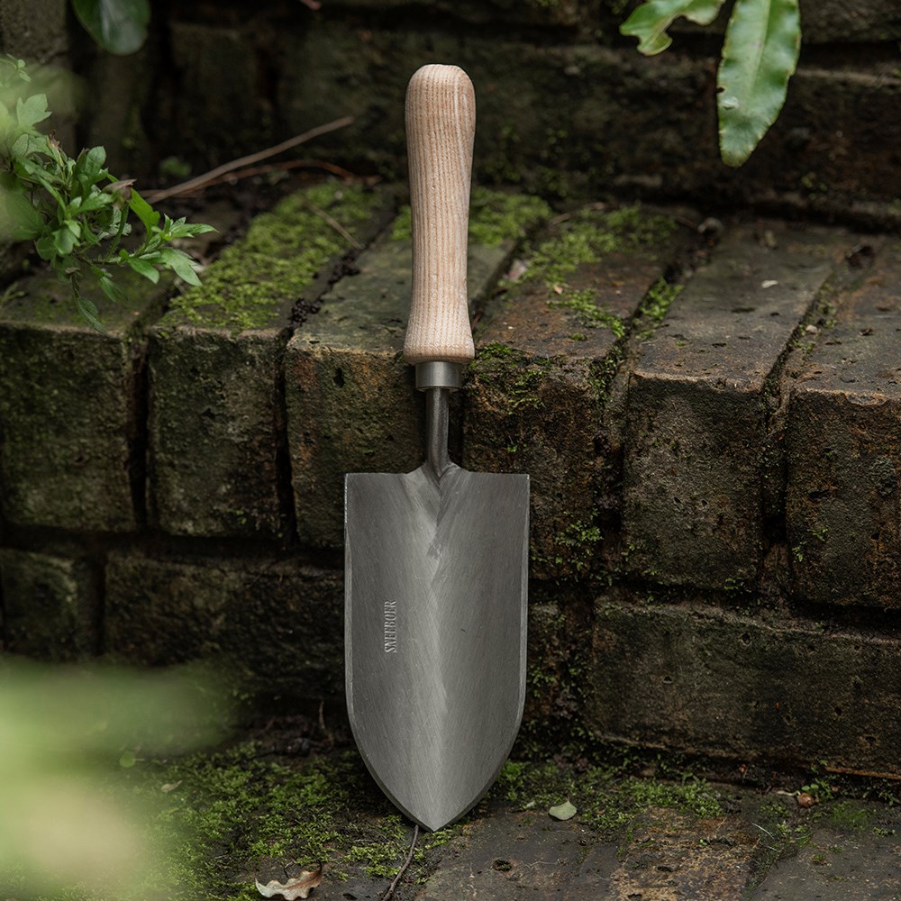 Sneeboer professional trowel