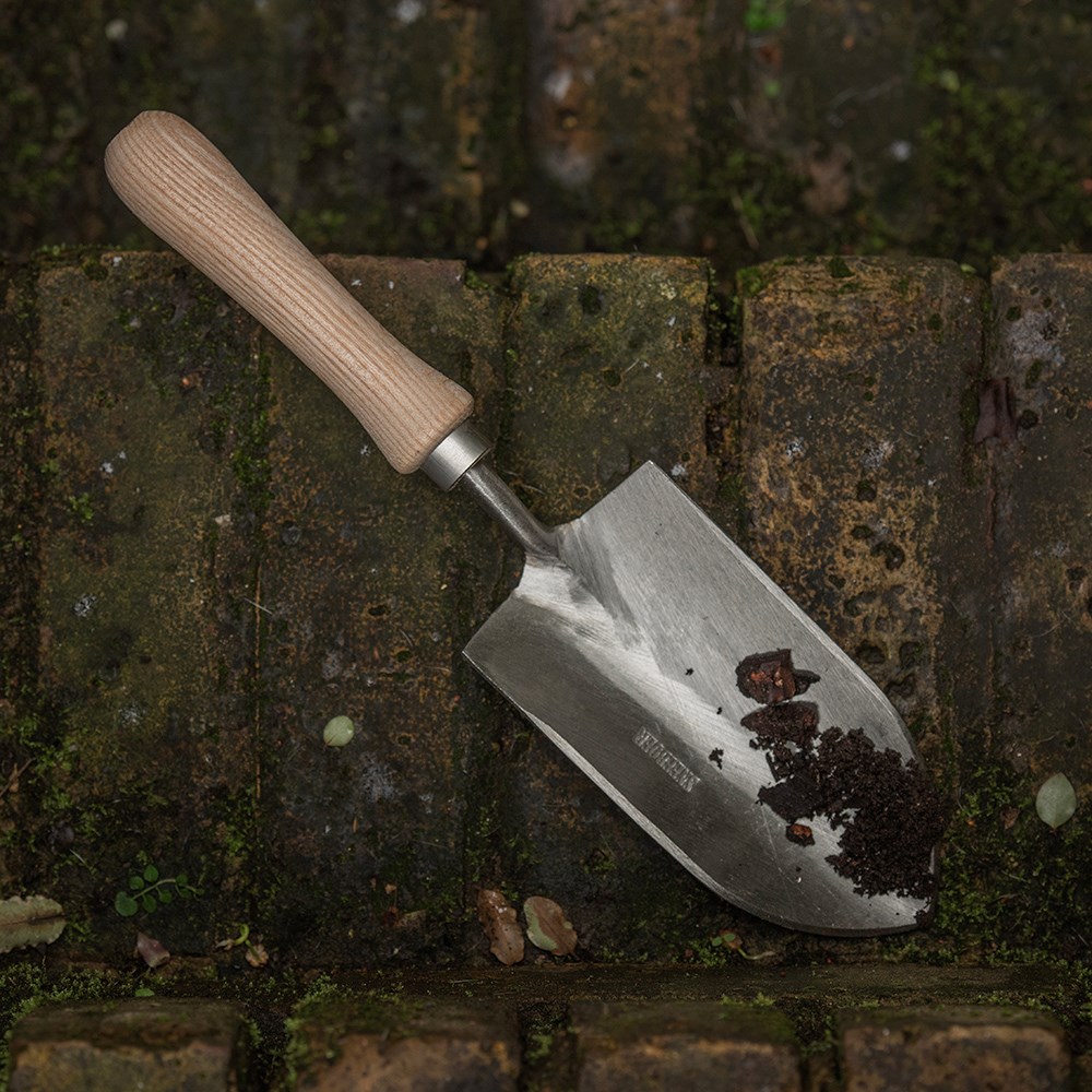 Sneeboer professional trowel