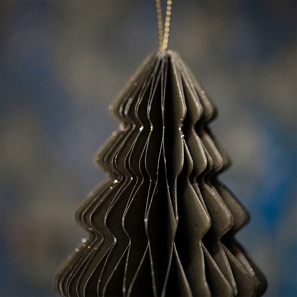 Green paper tree decorations - set of 3