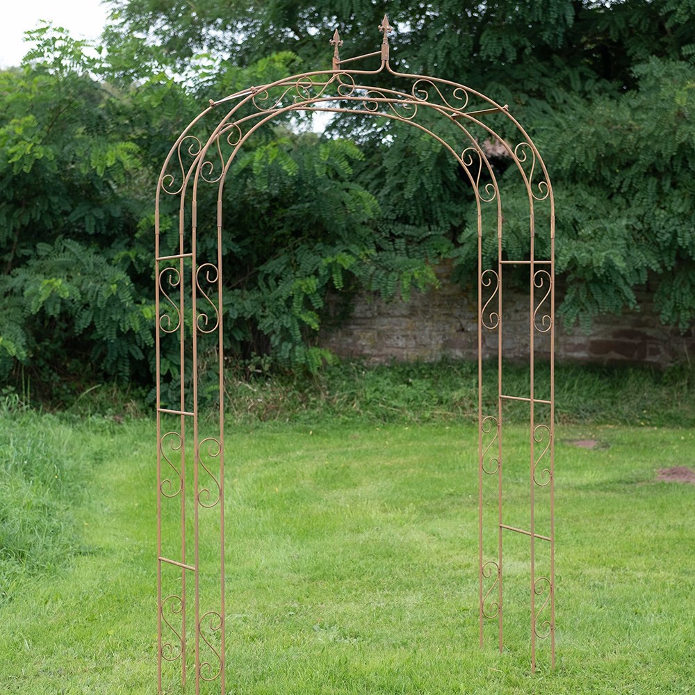 Gothic rustic garden arch - rust 