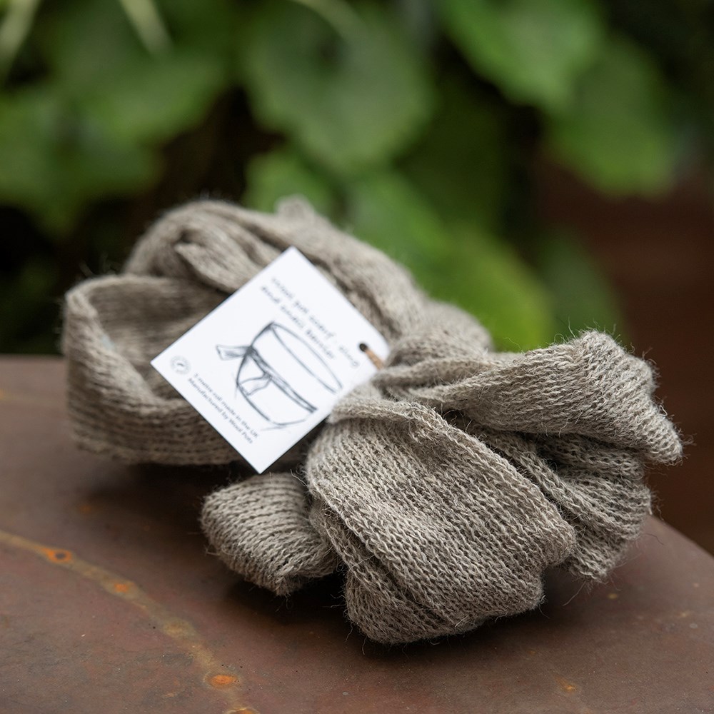 Wool pot scarf - snail and slug barrier
