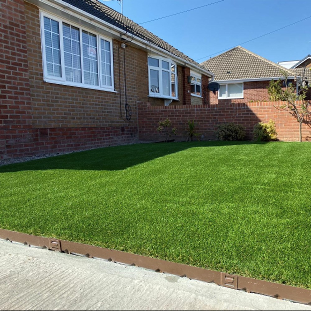 Powder coated steel flexible garden edging - brown