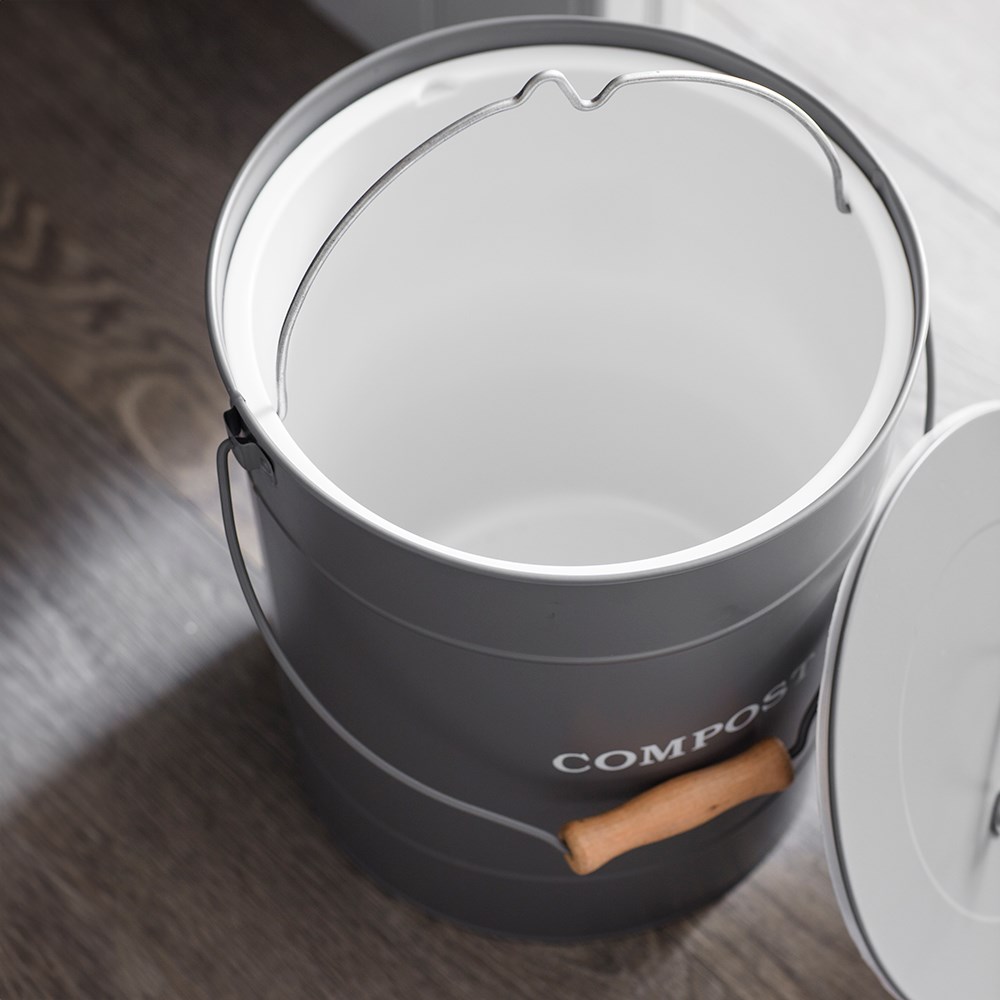 Compost bucket