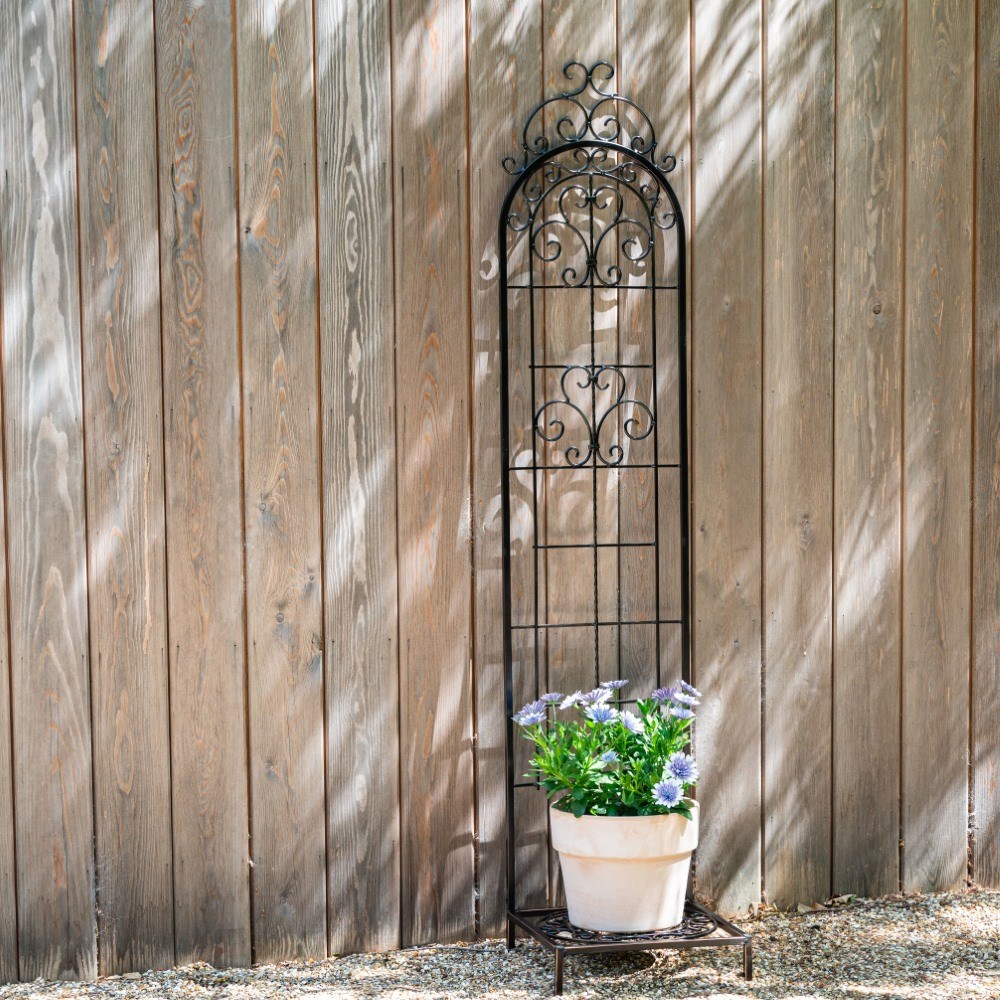 Rustica Italia pot stand with trellis - antique bronze