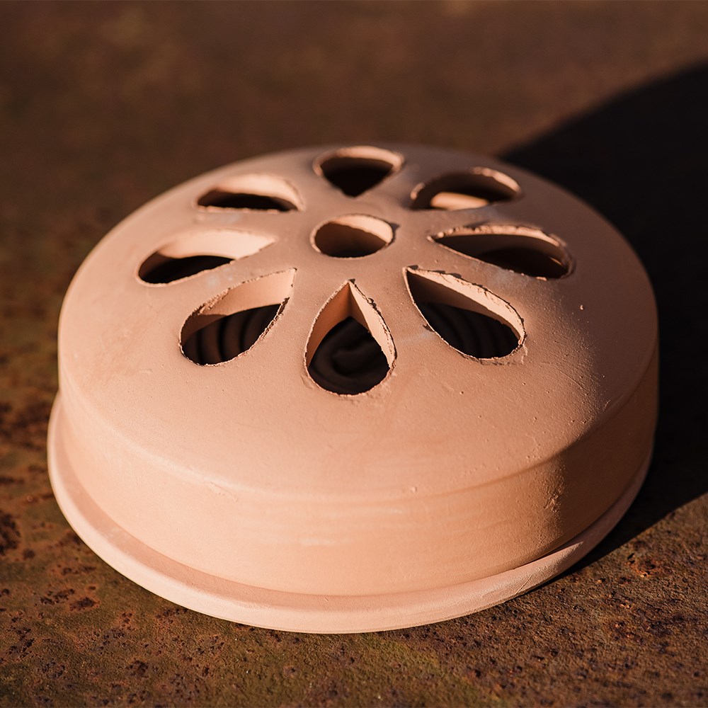 Citronella coils in terracotta	