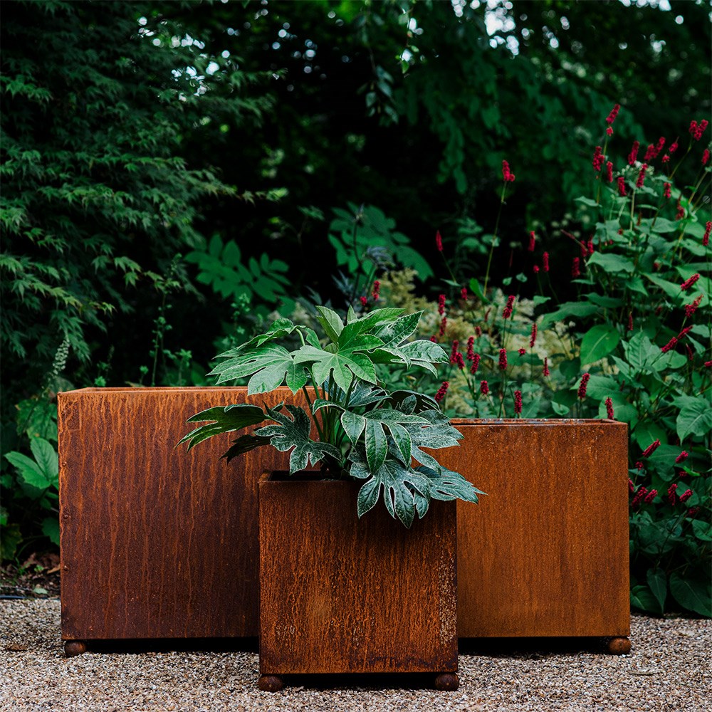 Corten steel square planter - rust