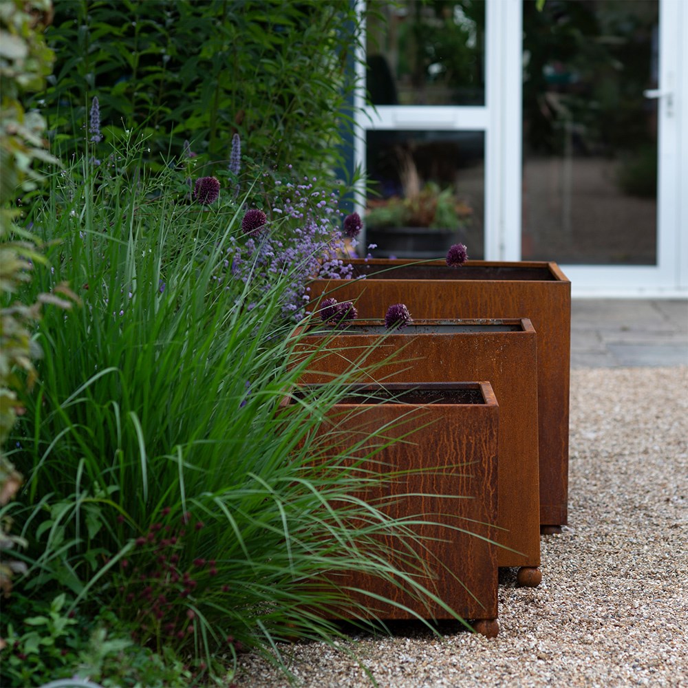 Corten steel square planter - rust