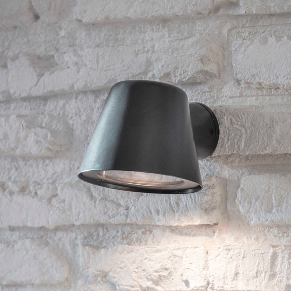 Steel spotlight