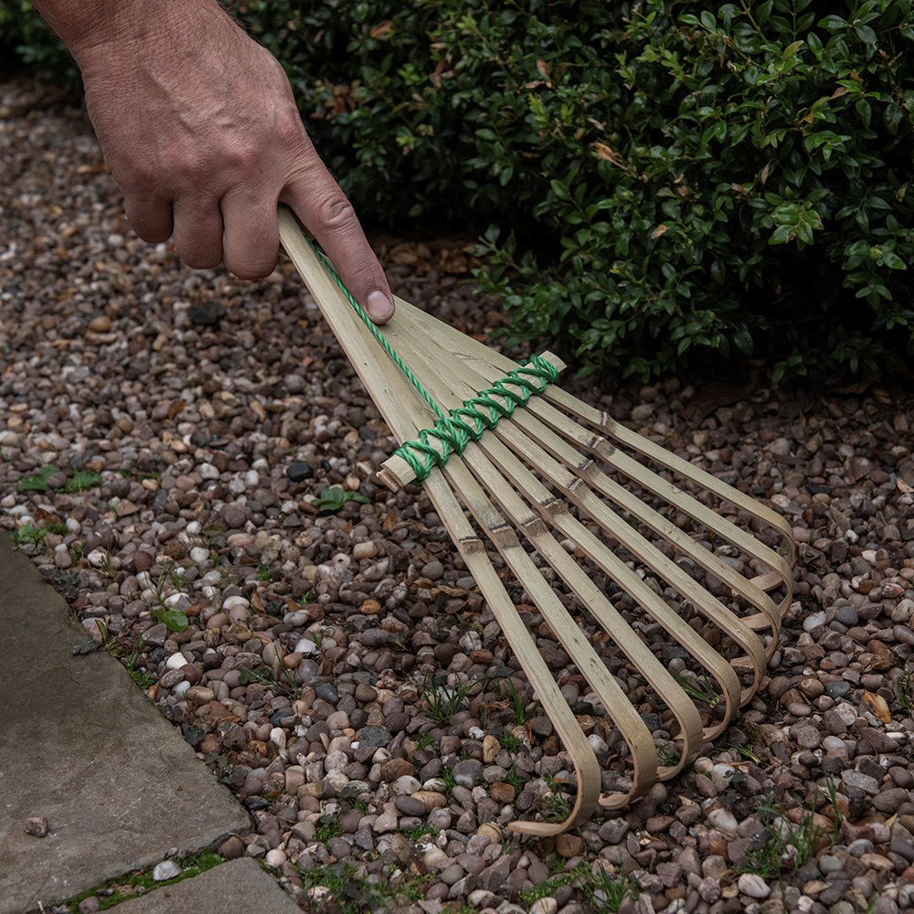 Niwaki bamboo hand rake