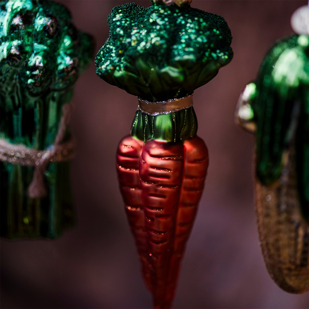 Glass vegetable decorations