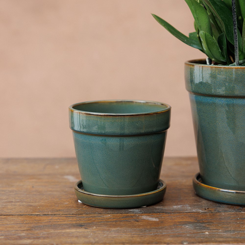 Reactive glaze plant pot with saucer - green 