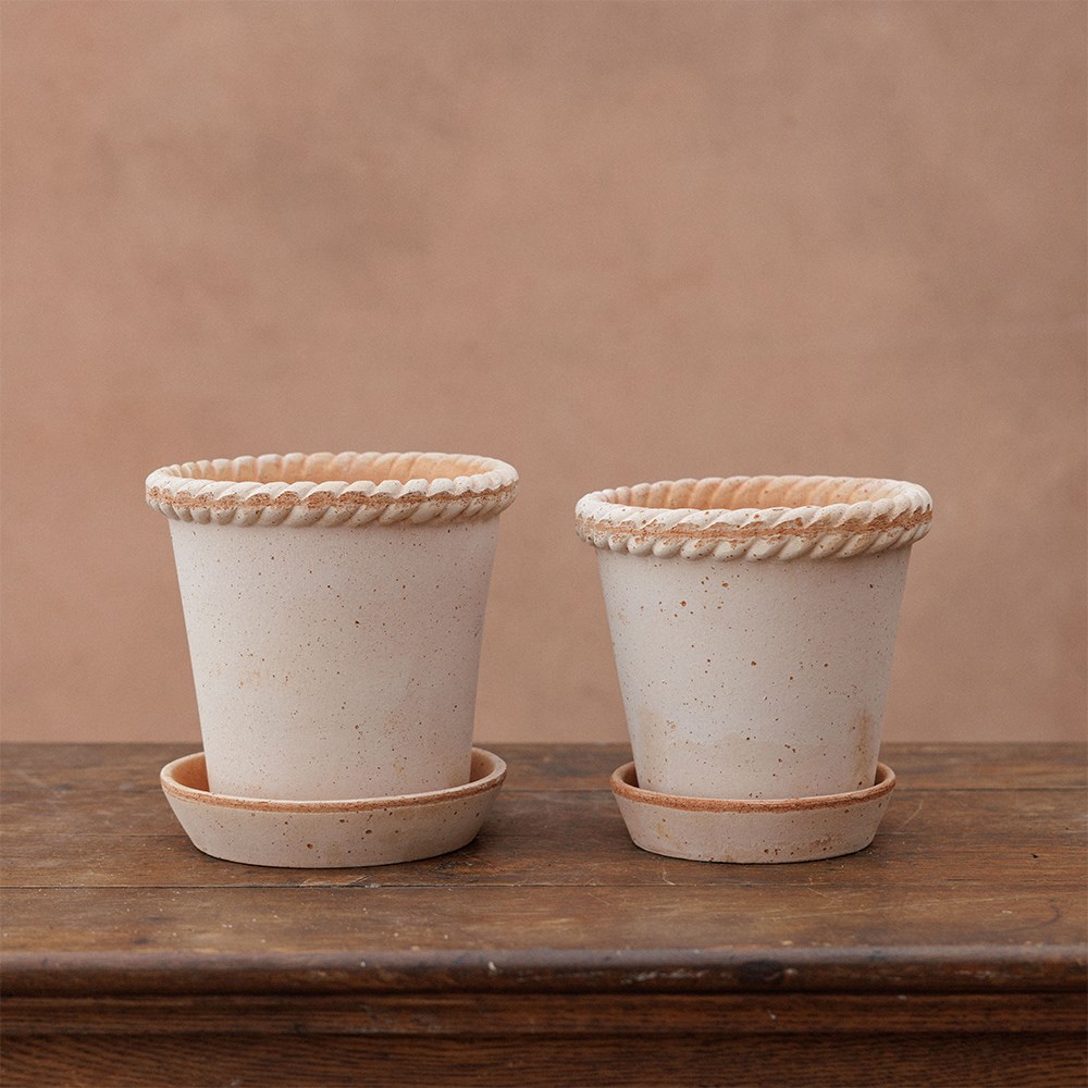 Bergs woven edge plant pot & saucer - terracotta