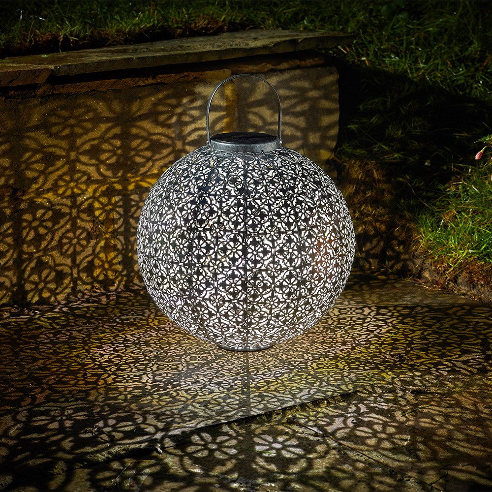 Solar damasque sphere lantern silver