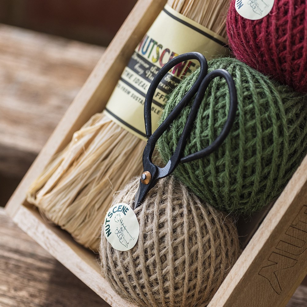 Seed tray gift set with twine