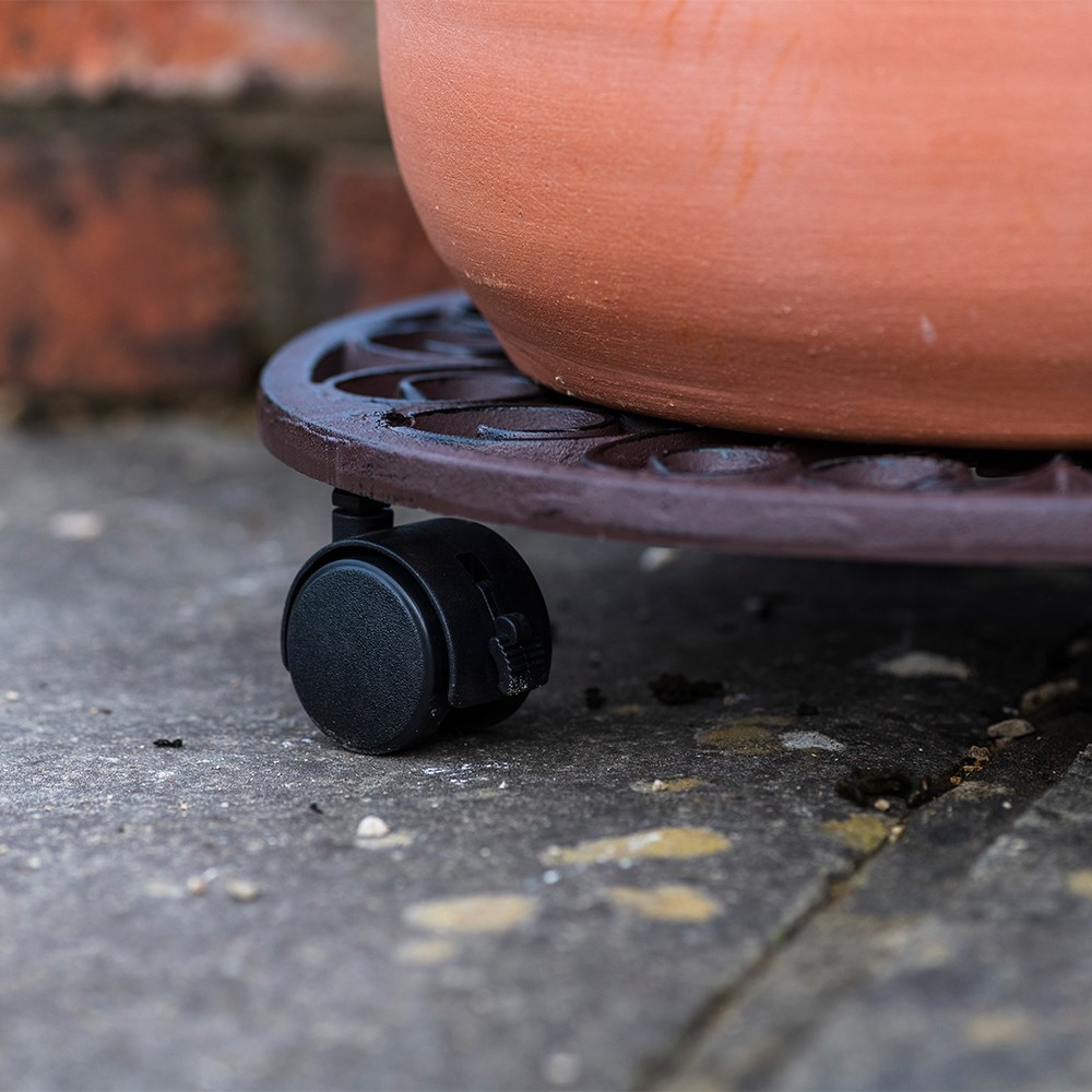 Round cast iron pot mover