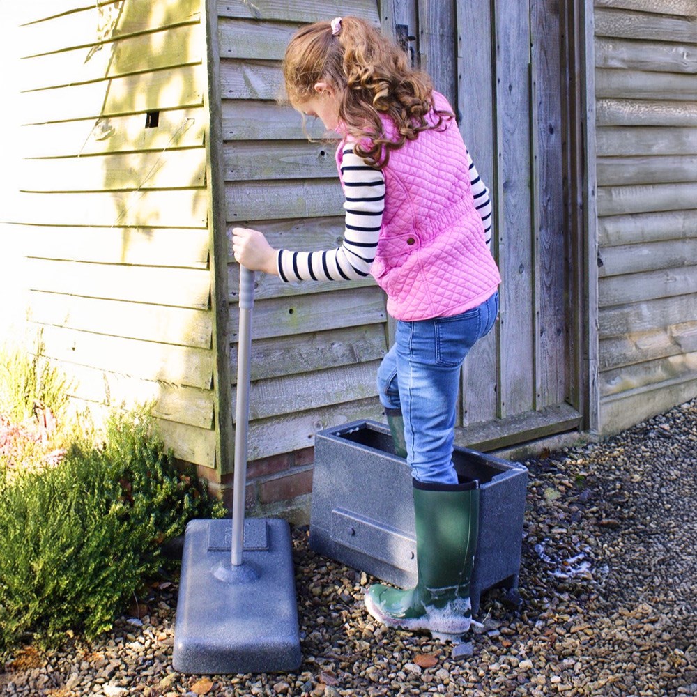 Welly boot cleaner